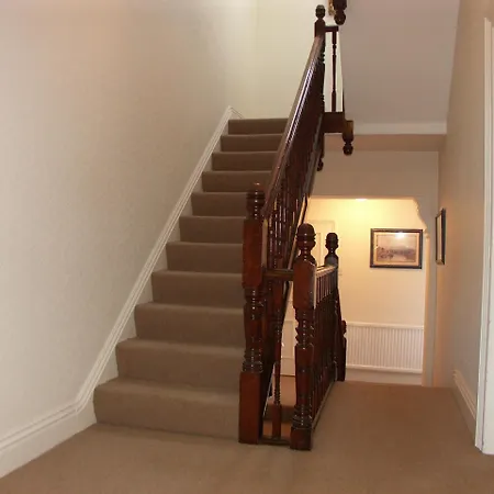 Manor View בית הארחה 4*