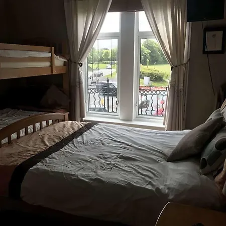 בית הארחה Manor View