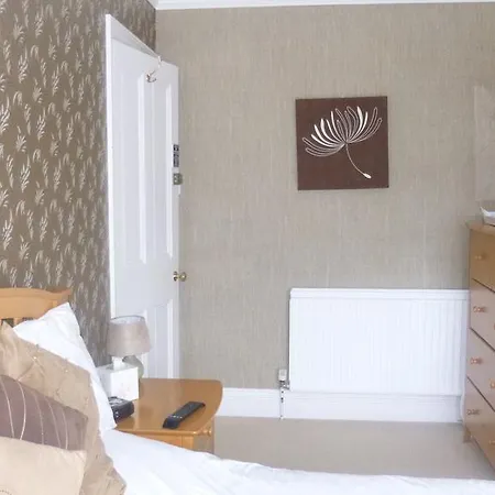 Manor View וויטבי