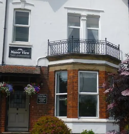 בית הארחה Manor View וויטבי